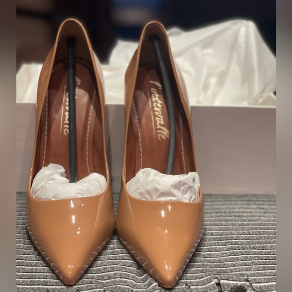 L’Intervalle Renata Camel Patent - Picture 6 of 10